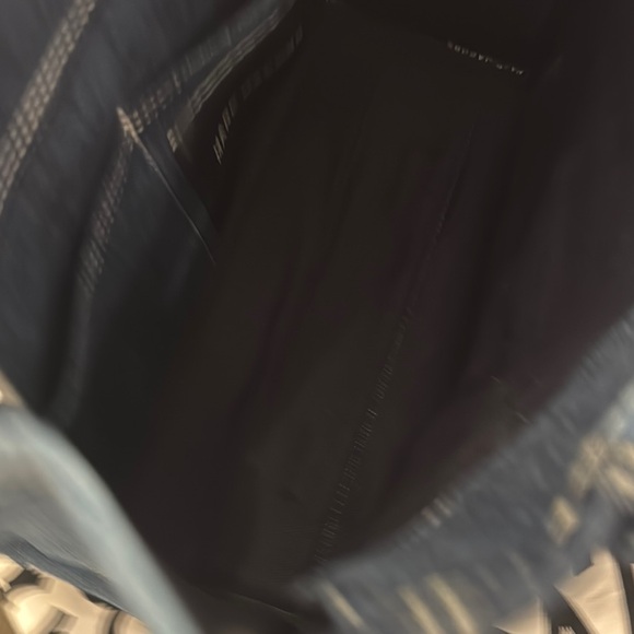 Marc Jacobs Blue Tote Bag with Structured Design - Picture 9 of 13